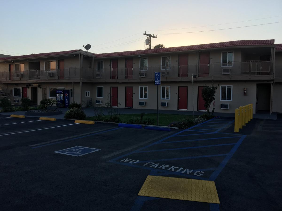 Budget Inn Lax-Lawndale Exterior photo